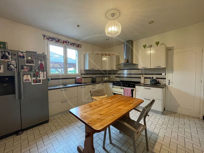 Image No.7-3 Bed House for sale