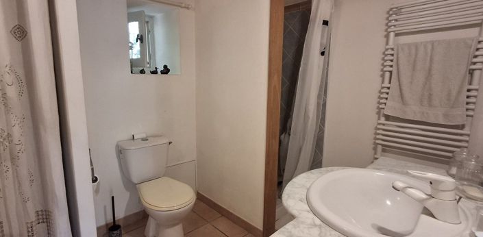 Image No.10-4 Bed House for sale