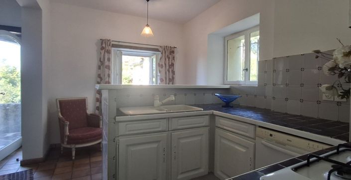 Image No.14-4 Bed House for sale