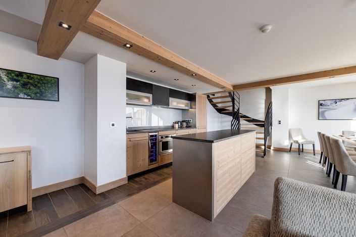 Image No.6-5 Bed Apartment for sale