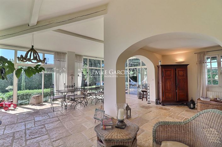 Image No.12-4 Bed House for sale