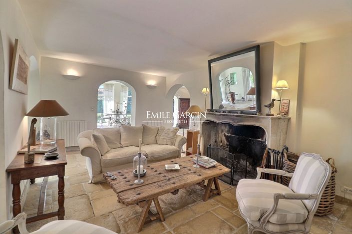 Image No.13-4 Bed House for sale