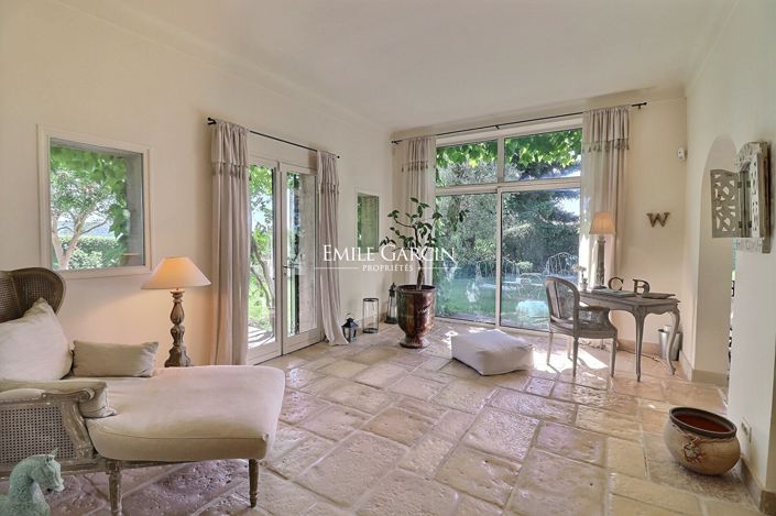 Image No.16-4 Bed House for sale