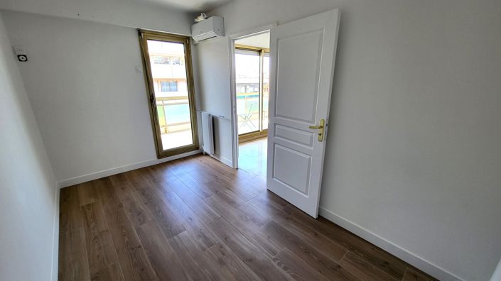 Image No.10-Appartement de 2 chambres à vendre à Antibes