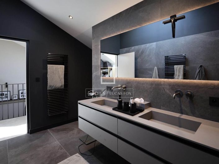 Image No.11-4 Bed House for sale