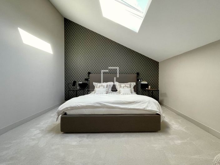 Image No.9-4 Bed House for sale