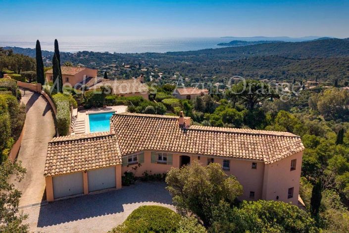 Image No.18-6 Bed House for sale