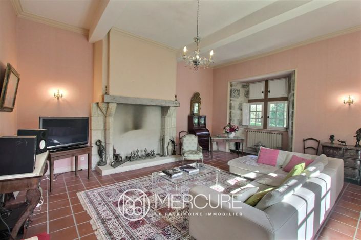 Image No.4-6 Bed House for sale