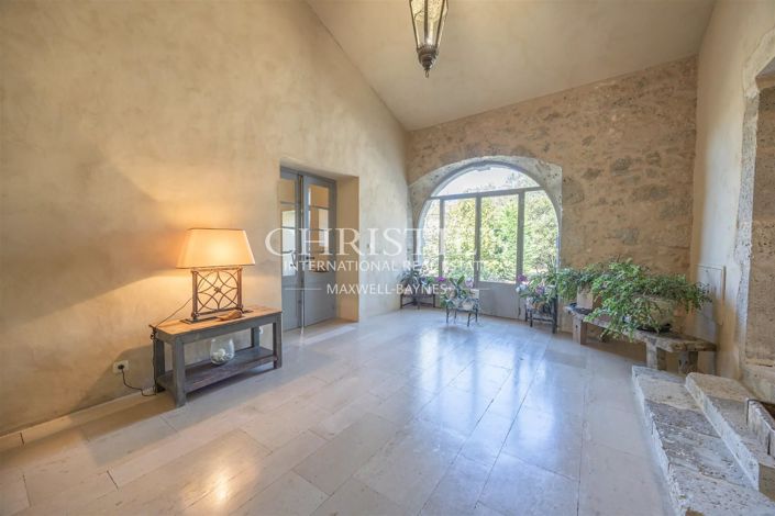 Image No.16-10 Bed House for sale