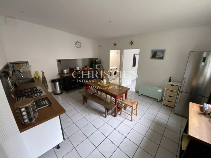 Image No.13-5 Bed House for sale