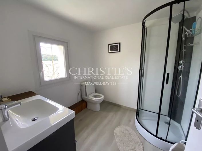 Image No.23-5 Bed House for sale