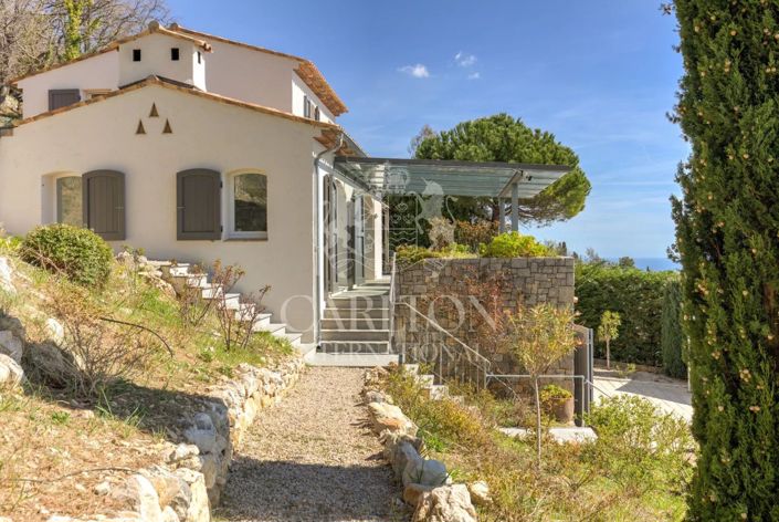 Image No.16-5 Bed House for sale