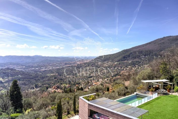 Image No.3-5 Bed House for sale