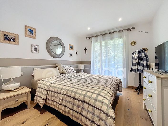 Image No.23-2 Bed Apartment for sale