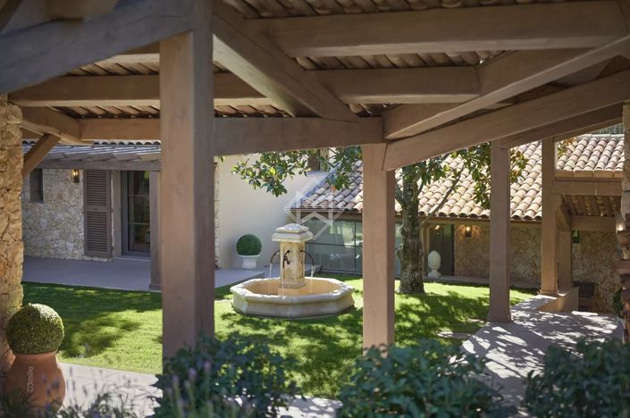 Image No.6-5 Bed House for sale