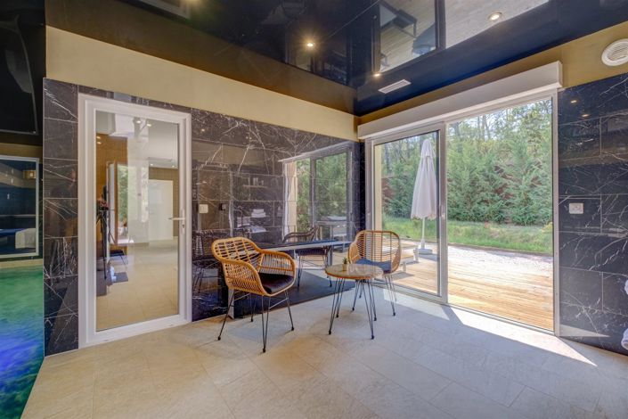 Image No.24-4 Bed House for sale