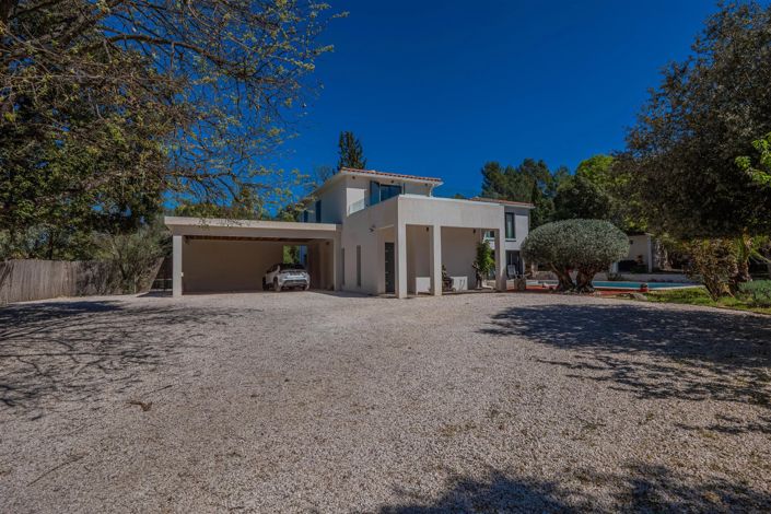 Image No.25-7 Bed House for sale