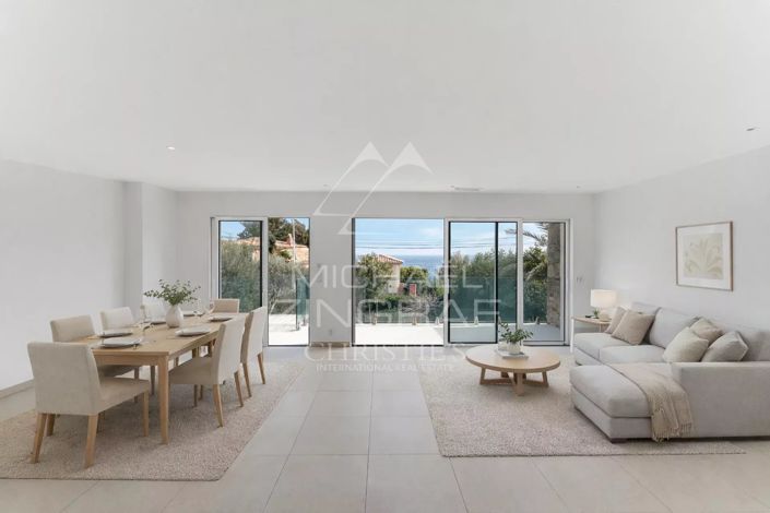 Image No.4-4 Bed House for sale