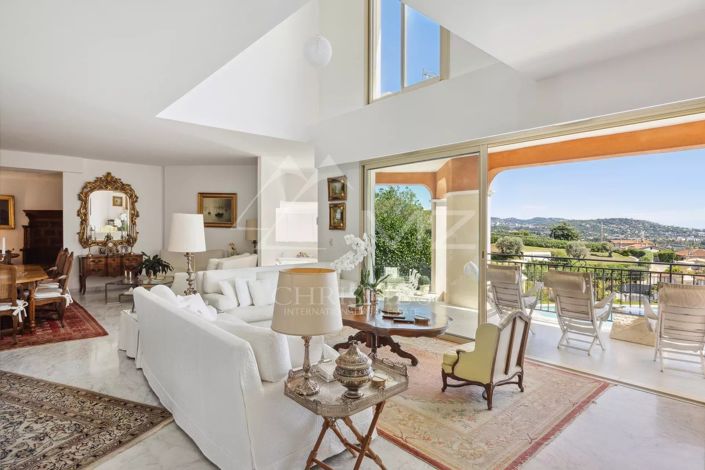 Image No.3-4 Bed House for sale