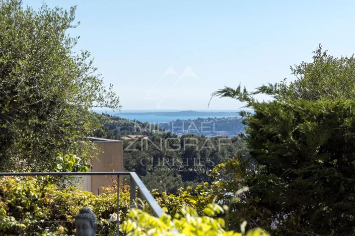 Image No.4-7 Bed House for sale