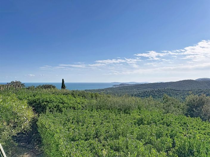 Image No.20-4 Bed House for sale