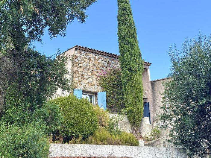 Image No.3-4 Bed House for sale