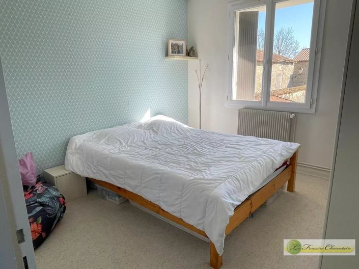 Image No.16-4 Bed House for sale