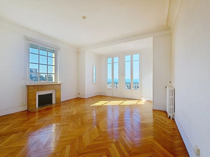 Image No.6-3 Bed Apartment for sale