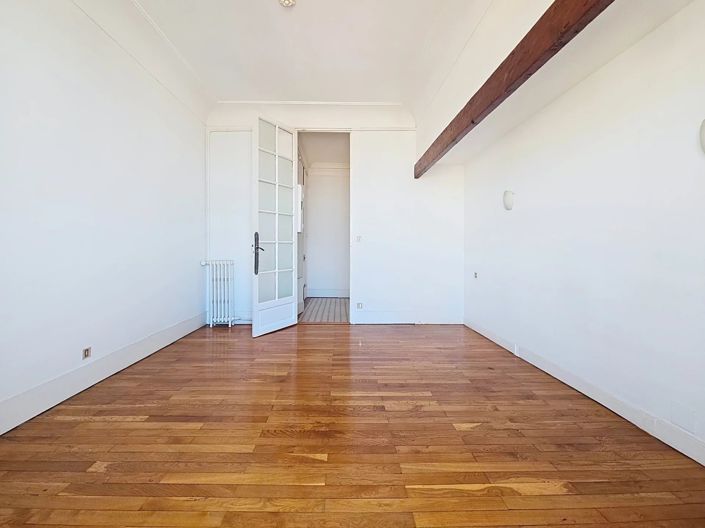 Image No.9-3 Bed Apartment for sale