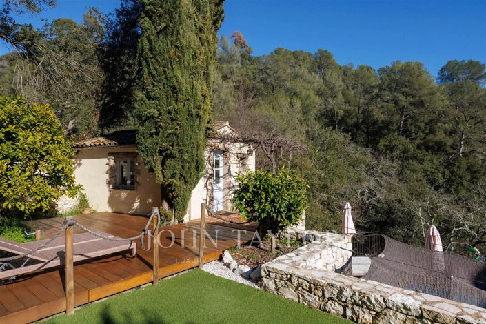 Image No.19-8 Bed House for sale