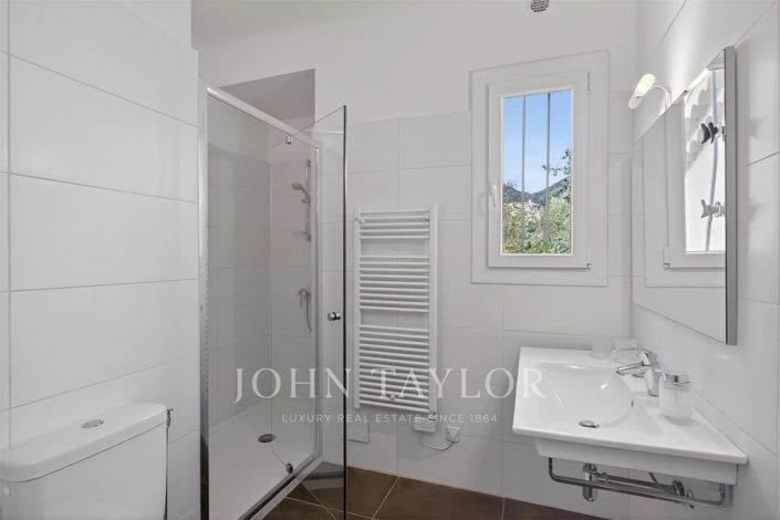 Image No.13-4 Bed House for sale