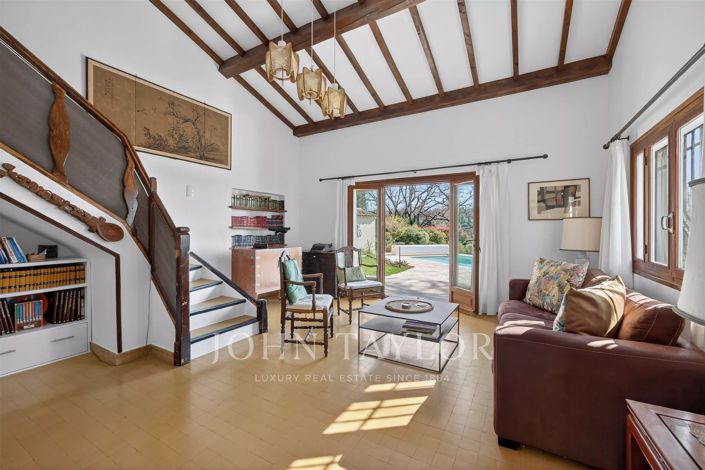 Image No.6-4 Bed House for sale