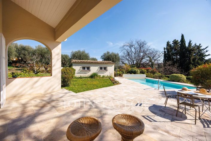 Image No.8-4 Bed House for sale