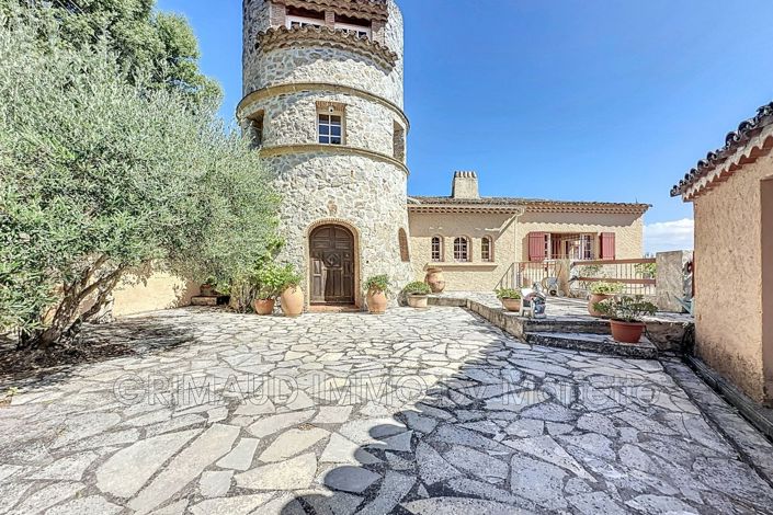 Image No.2-Maison de 7 chambres à vendre à La Garde-Freinet