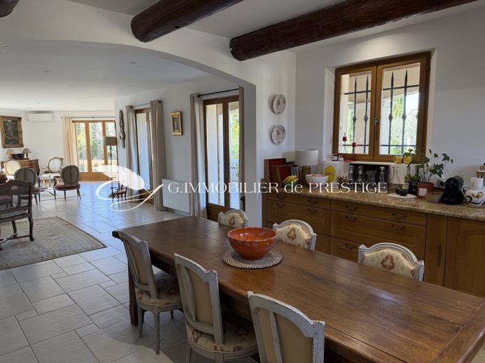 Image No.10-4 Bed House for sale