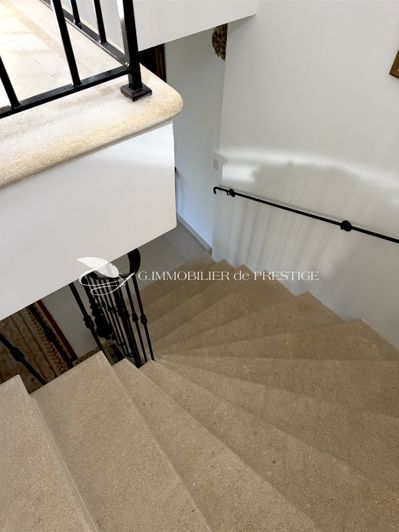 Image No.12-4 Bed House for sale