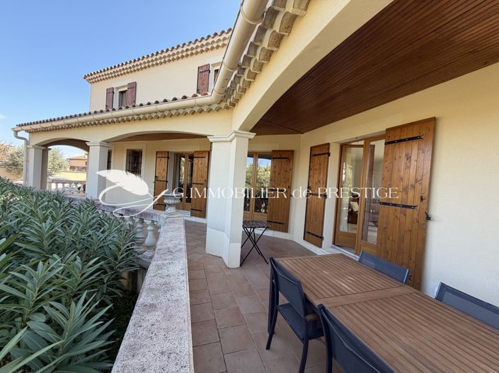 Image No.22-4 Bed House for sale