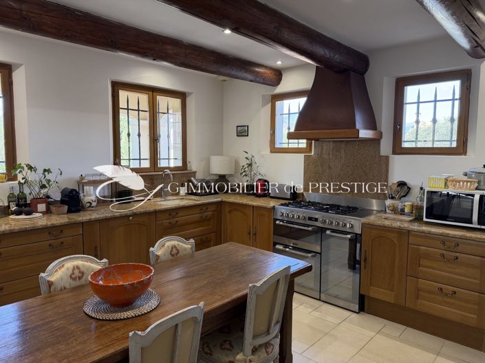 Image No.8-4 Bed House for sale