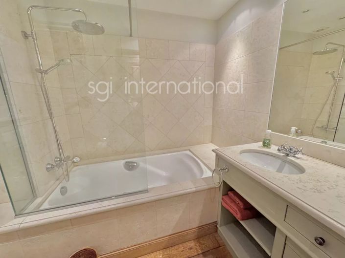 Image No.6-3 Bed Apartment for sale