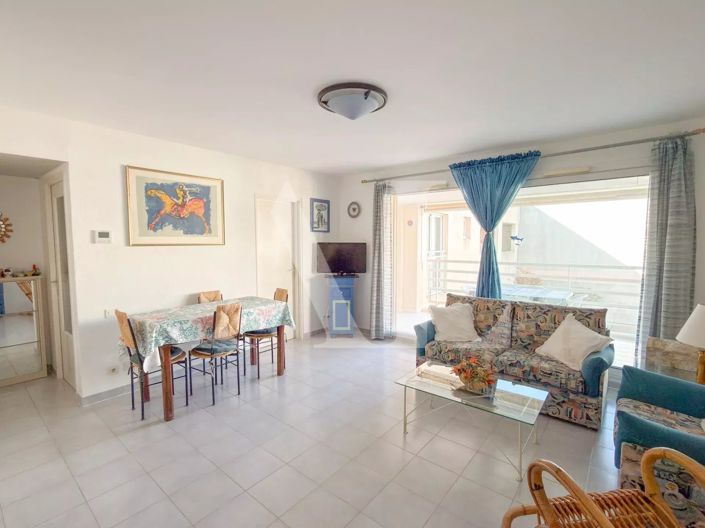 Image No.2-Appartement de 2 chambres à vendre à Golfe Juan