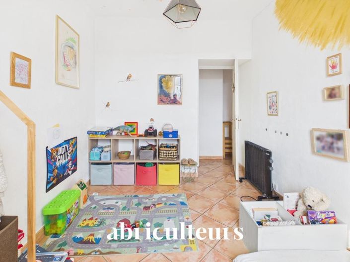 Image No.15-2 Bed Apartment for sale