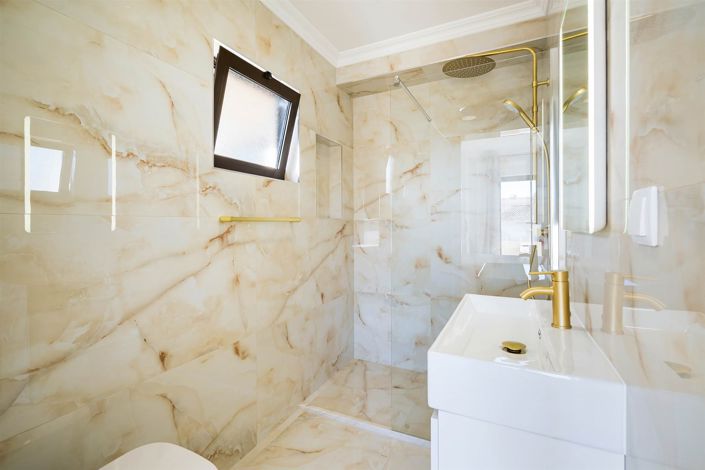 Image No.16-2 Bed Apartment for sale