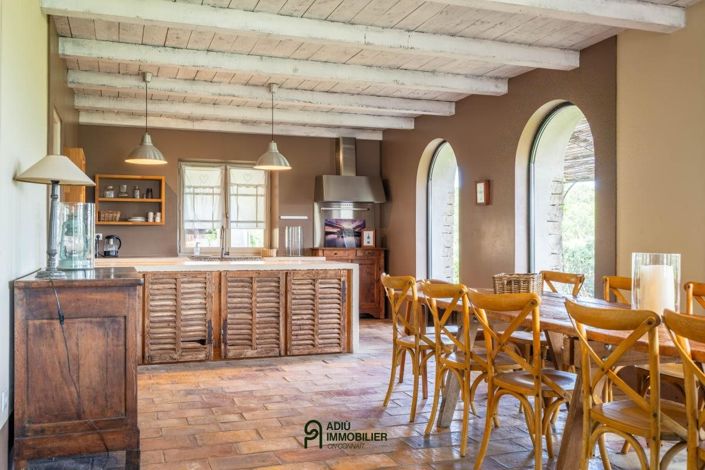 Image No.18-10 Bed House for sale