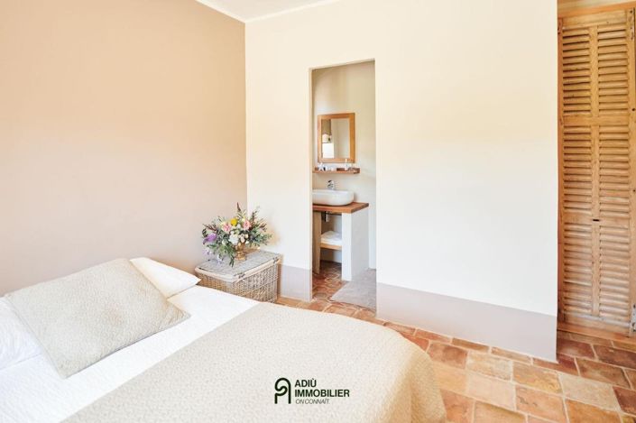 Image No.9-10 Bed House for sale