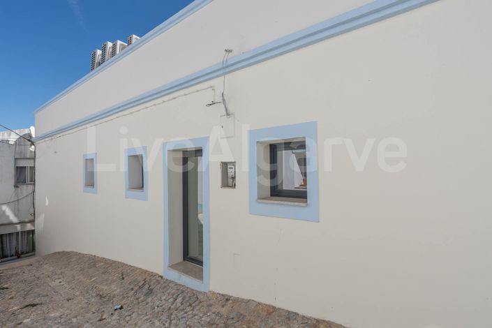 Image No.20-2 Bed Apartment for sale
