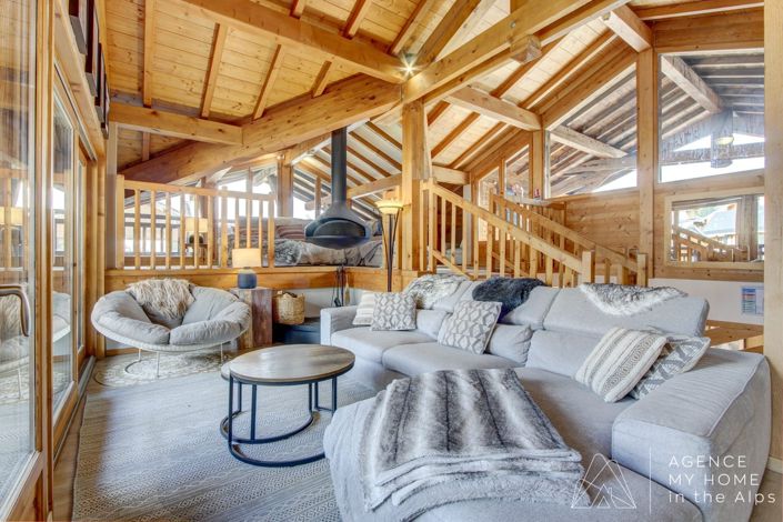 Image No.17-7 Bed House for sale