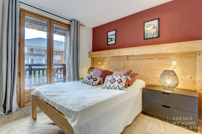 Image No.19-7 Bed House for sale