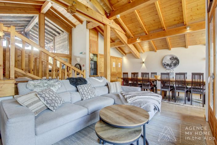 Image No.7-7 Bed House for sale