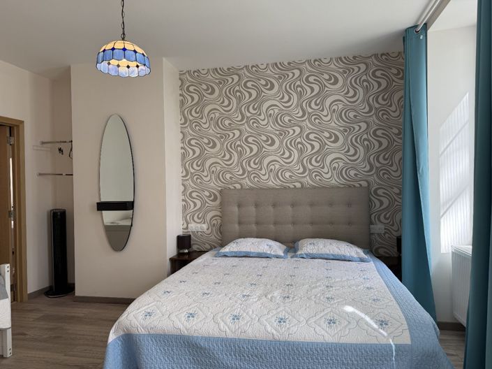 Image No.15-7 Bed House for sale