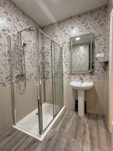 Image No.16-7 Bed House for sale